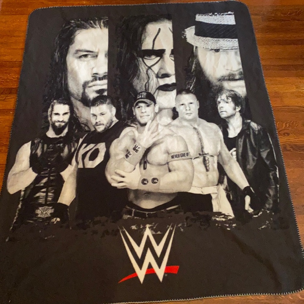 WWE 50x60” blanket in good condition